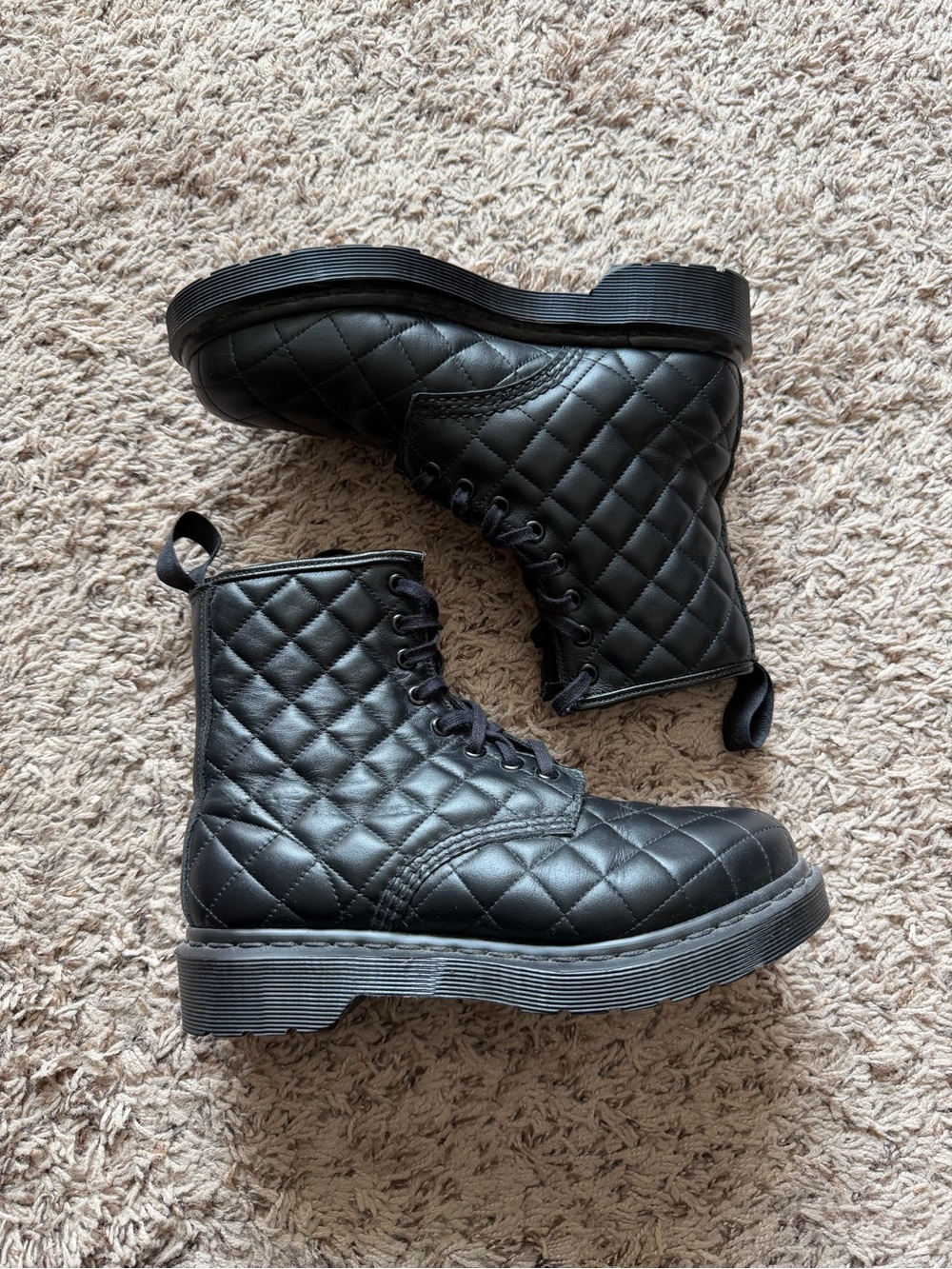Quilted Dr. Martens Size 6